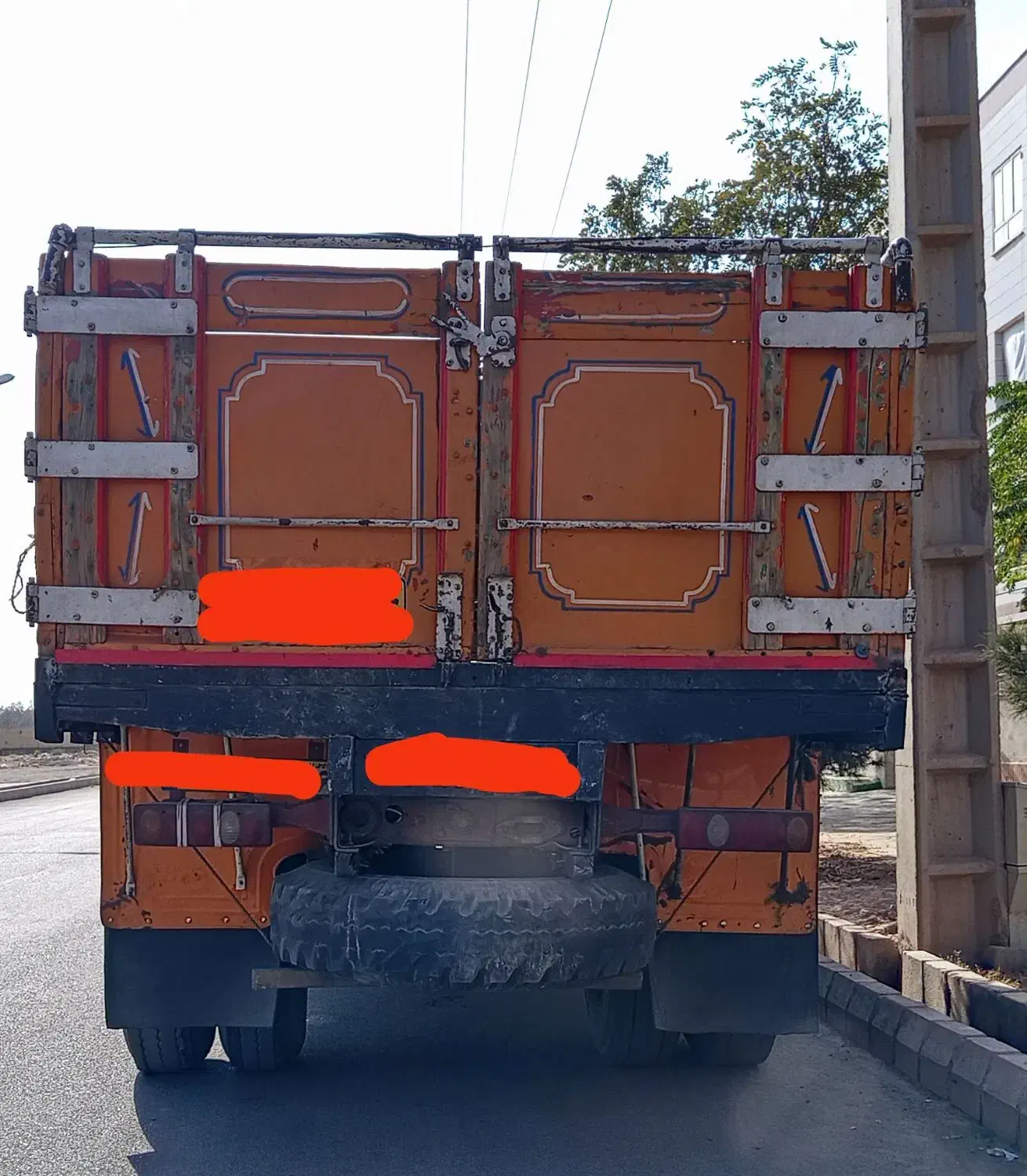 اتاق عقب بنز|خودرو سنگین|تربت جام, شاهد|دیوار