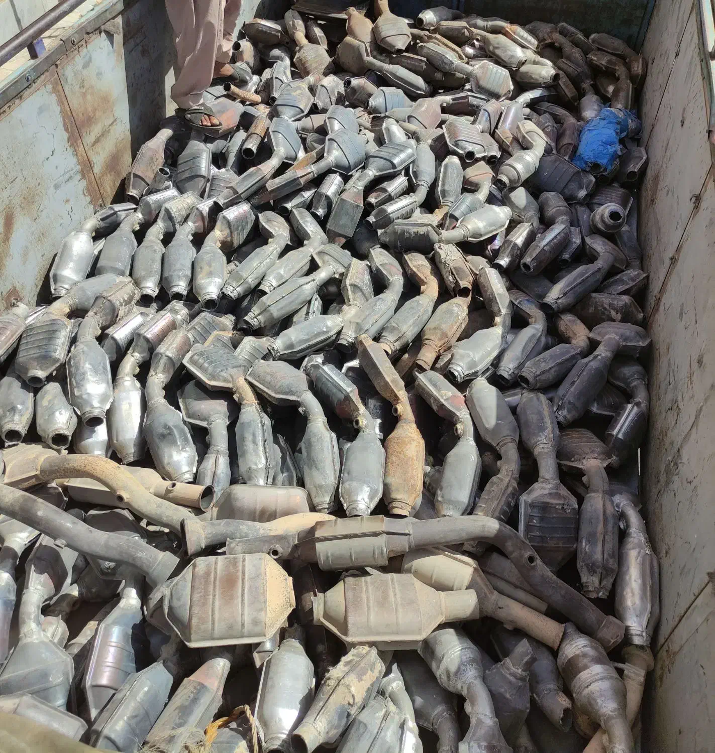 خرید انواع کاتالیزور و خاک کاتالیزور|قطعات یدکی و لوازم جانبی|سراوان, |دیوار