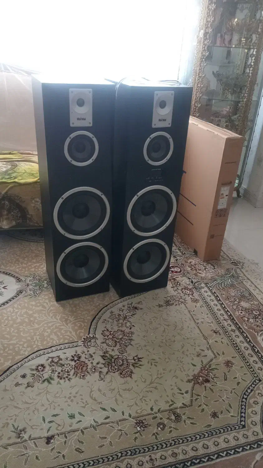 اسپیکر مارشال خط و خش جزئی داره|سیستم صوتی خانگی|پرند, فاز ۵|دیوار