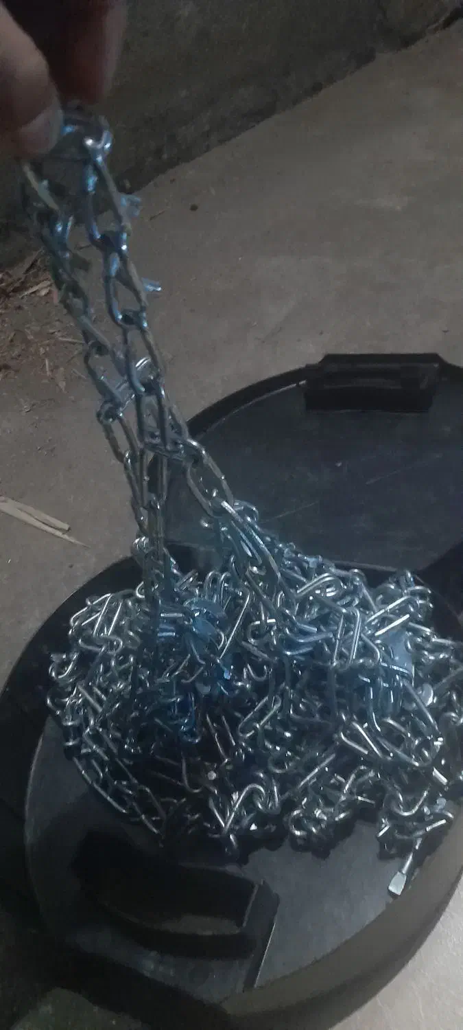 زنجیر چرخ ماشین|قطعات یدکی و لوازم جانبی|رشت, جانبازان|دیوار