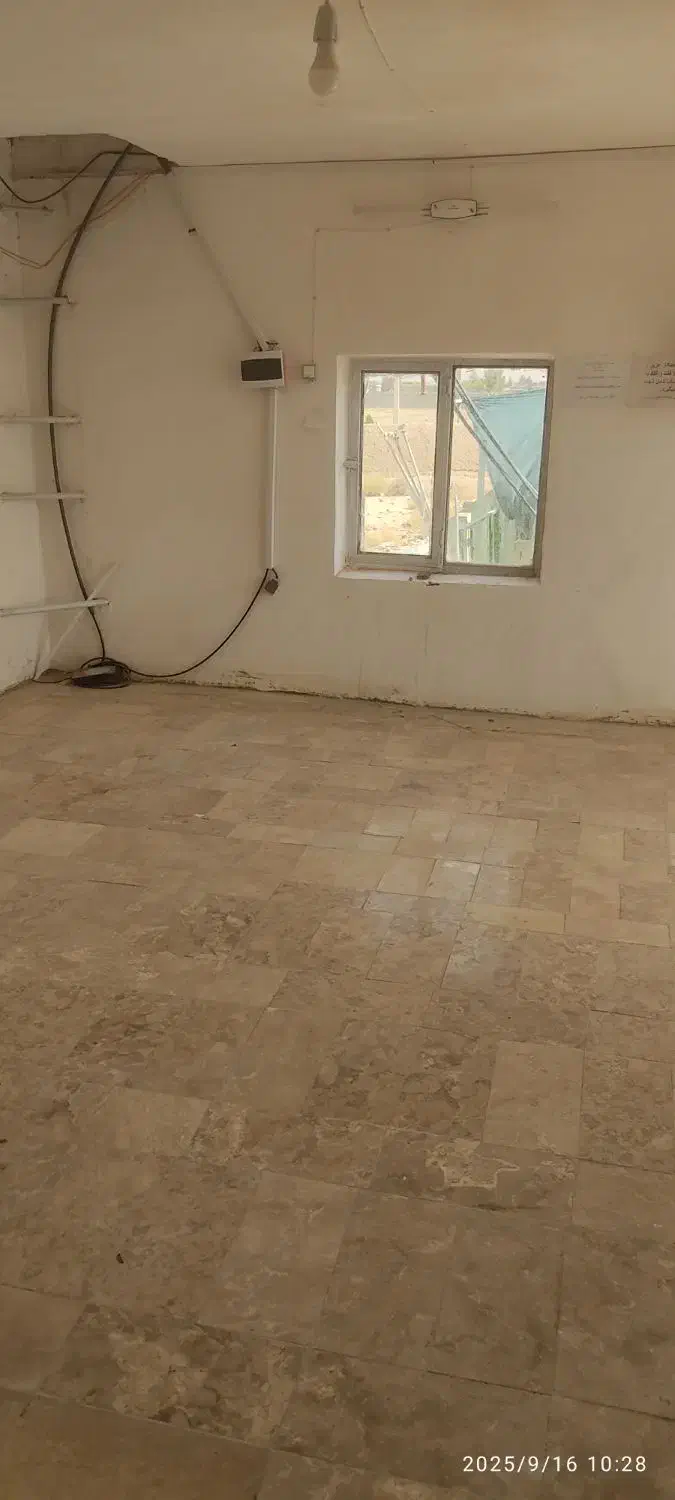رهن و اجاره انبار کارگاه اداری چهاردیواری ۱۰۰۰متری|اجارهٔ مغازه و غرفه|اصفهان, براآن شمالی|دیوار