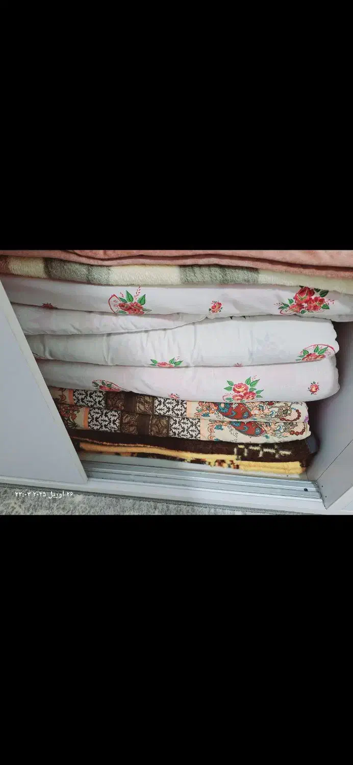 تشک پنبه ای|رختخواب، بالش، پتو|کنگاور, |دیوار