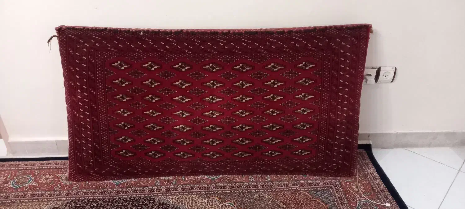 پشتی فرشی دستبافت بسیار سالم و تمیز|پشتی|فردیس, شهرک ۱۱۰|دیوار
