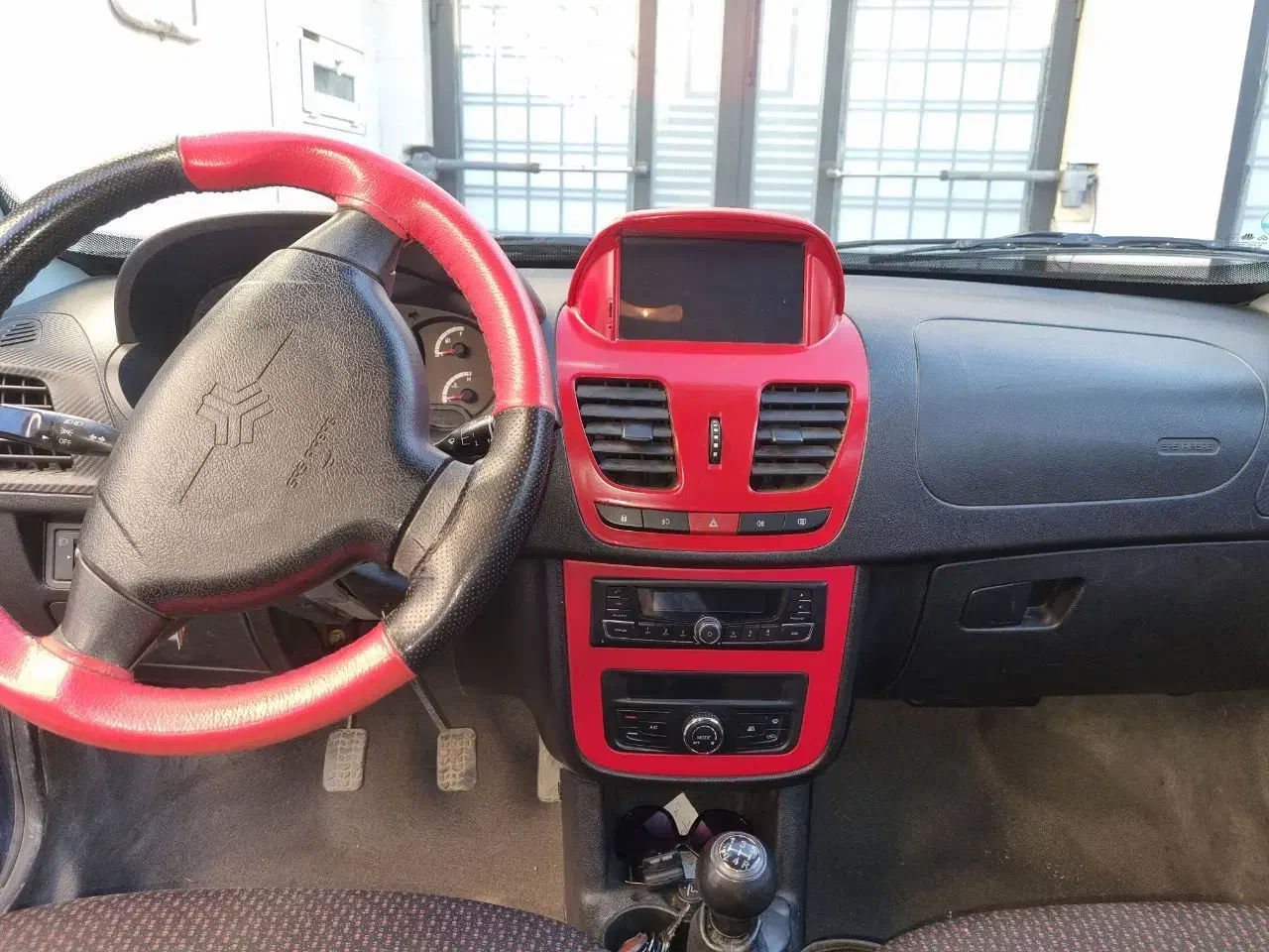 کوئیک R مدل ۱۴۰۱|خودرو سواری و وانت|تربت‌حیدریه, سیلوی گندم|دیوار