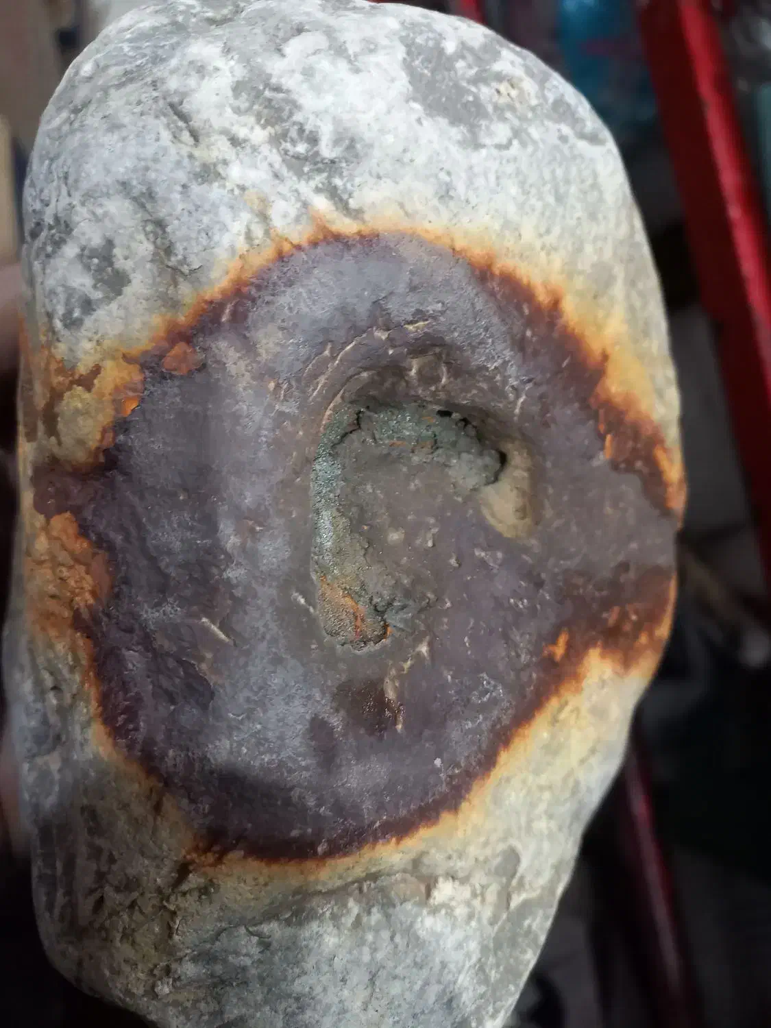 شهاب سنگ|کلکسیون اشیاء عتیقه|علی‌آباد کتول, |دیوار