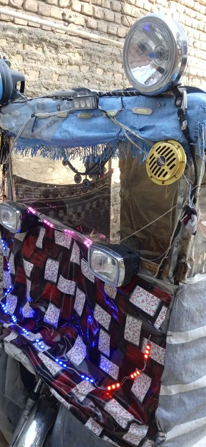 سه چرخ|موتورسیکلت|قرچک, قشلاق جیتو|دیوار