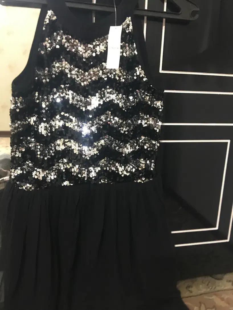 چند تیکه مانتو و پیراهن مجلسی بافت و...|لباس|مشهد, عبادی|دیوار