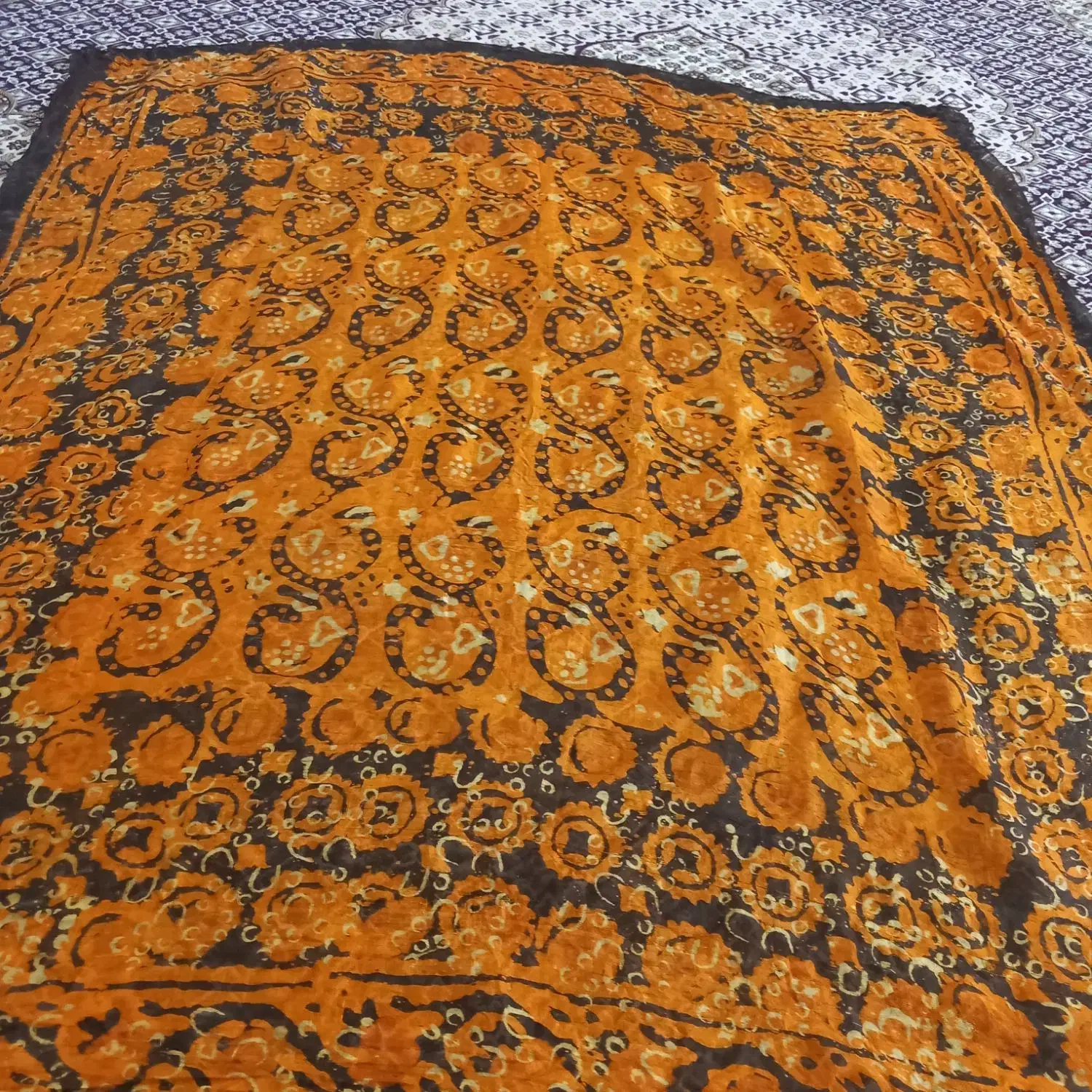 یالیق بسیار قدیمی خوشگل|کلکسیون اشیاء عتیقه|سراب, |دیوار