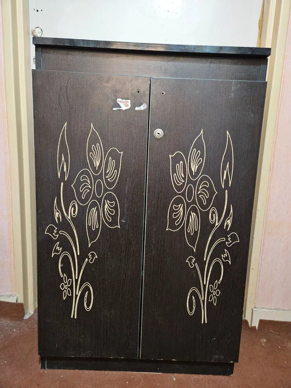 جاکفشی|جاکفشی، کمد، دراور|خاش, |دیوار