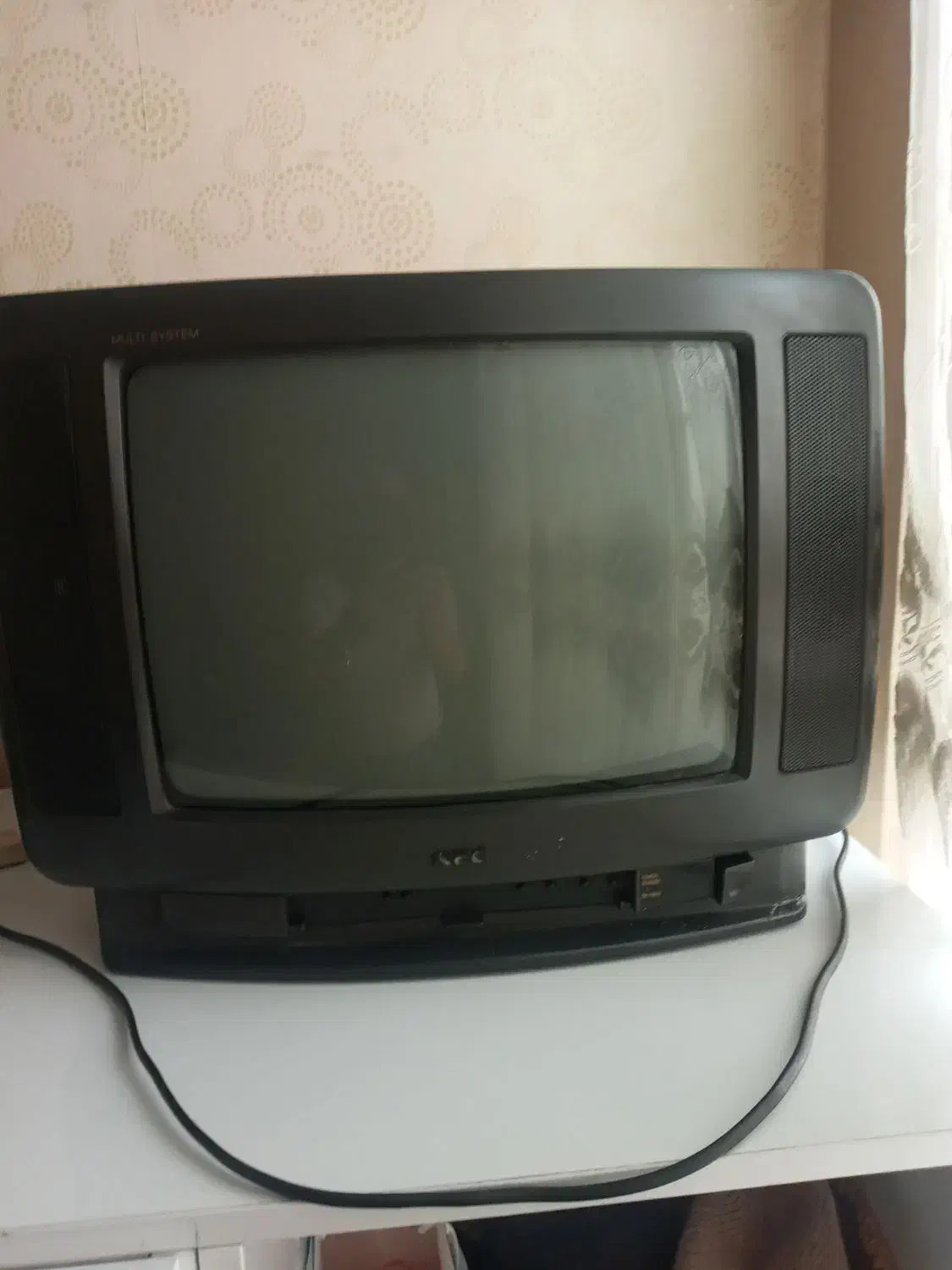 تلویزیون رنگی ۱۴ اینج|تلویزیون و پروژکتور|کرج, حصارک پایین|دیوار