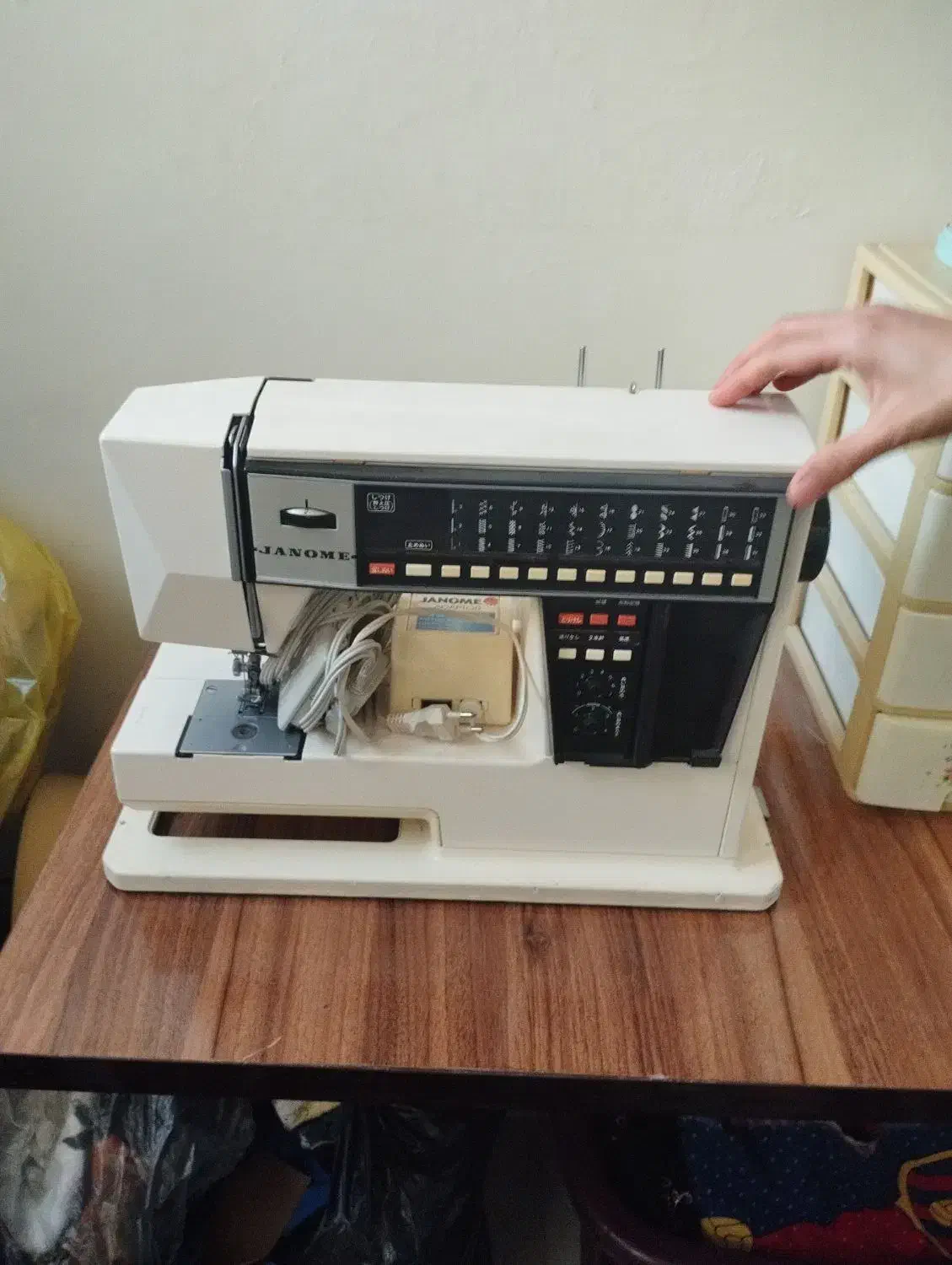 چرخ ژانومه|چرخ خیاطی و ریسندگی|کرمانشاه, |دیوار