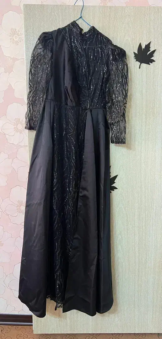 لباس مجلسی|لباس|سیرجان, |دیوار