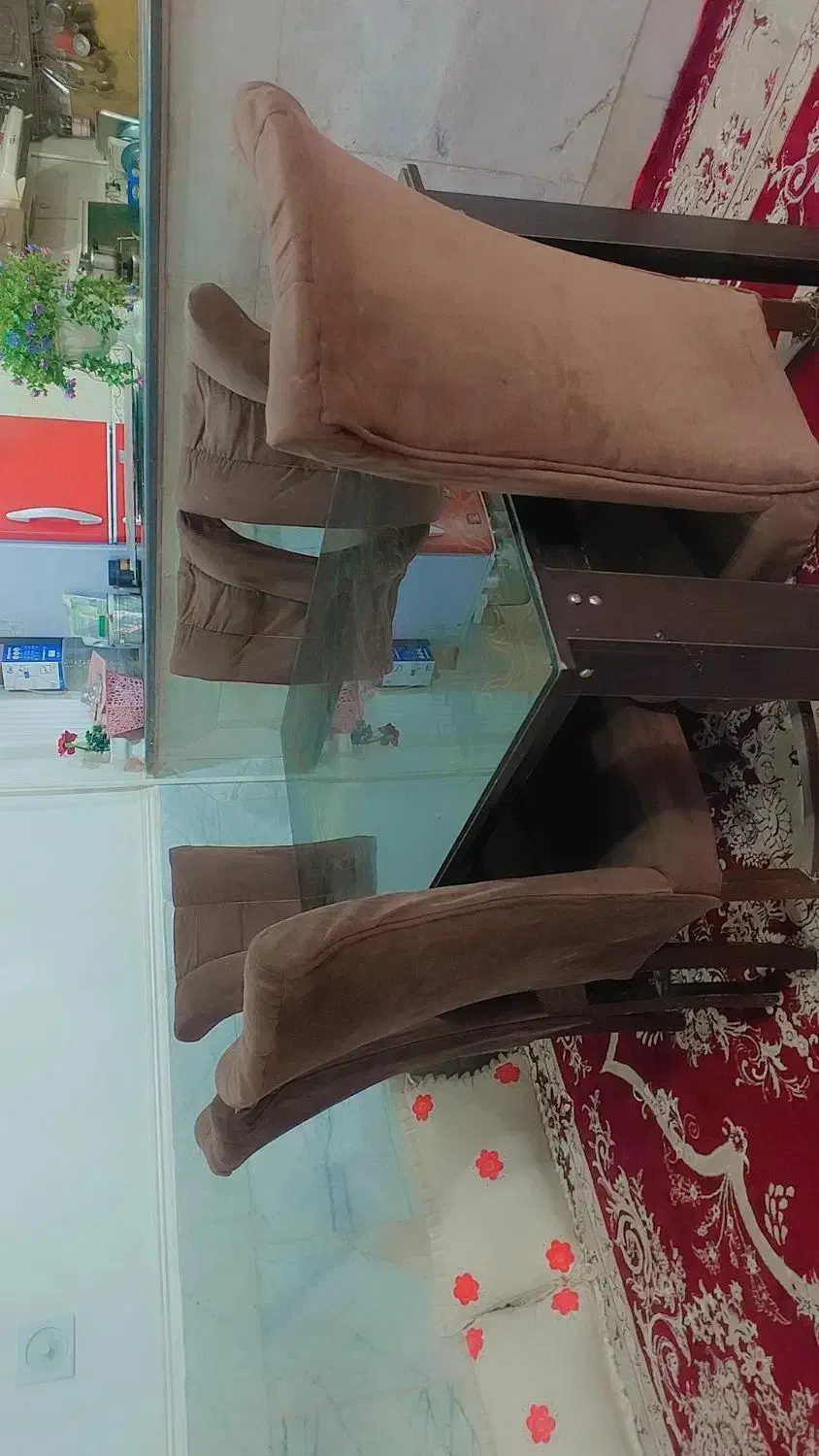 میز نهار خوری ۶ نفره با پارچه مخمل قیمت دو میلیون|میز و صندلی غذاخوری|زابل, |دیوار