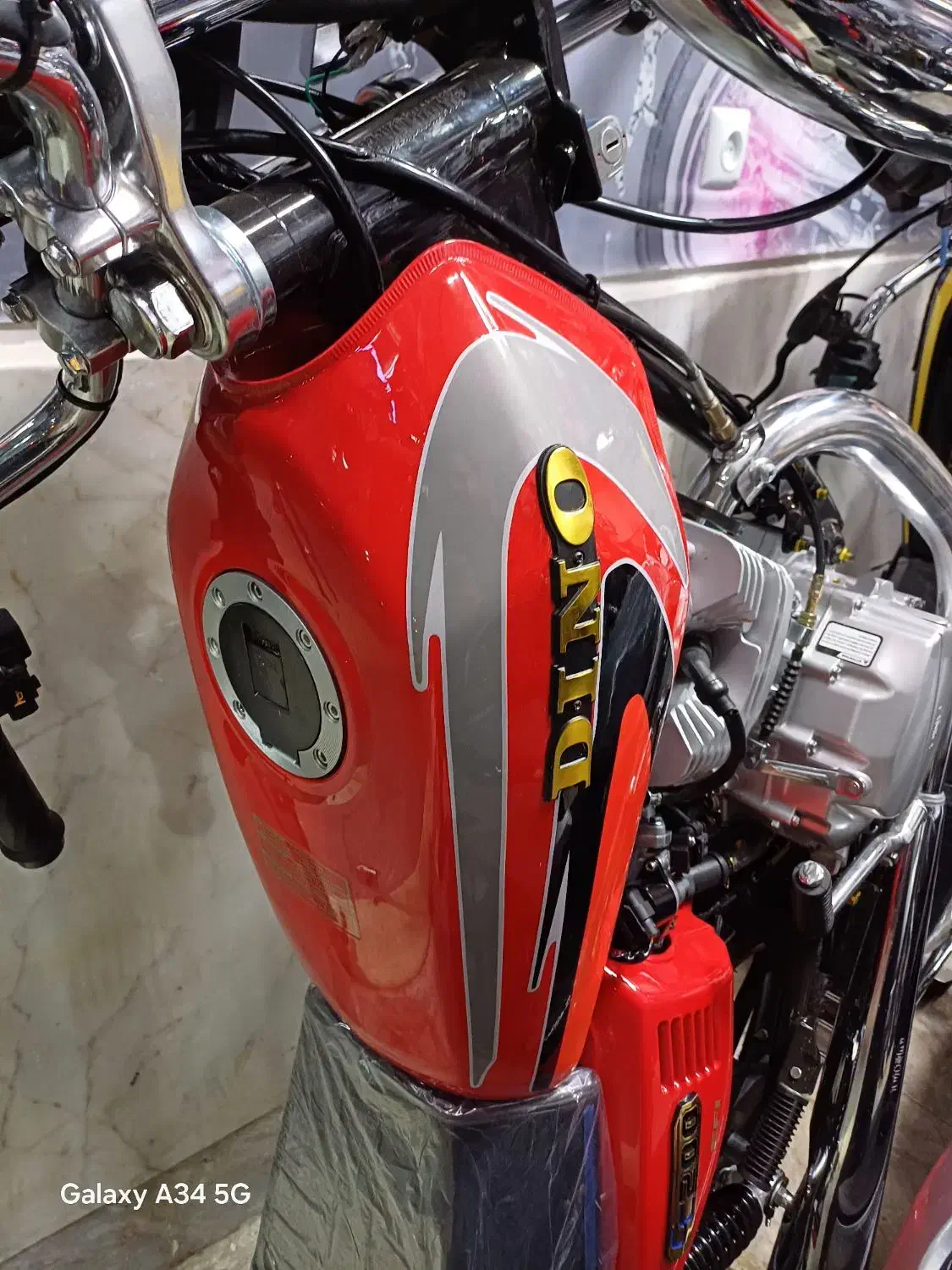 موتور دینو ۲۰۰ خشک ۱۴۰۴ با بیمه و گارانتی|موتورسیکلت|اصفهان, شاهد|دیوار