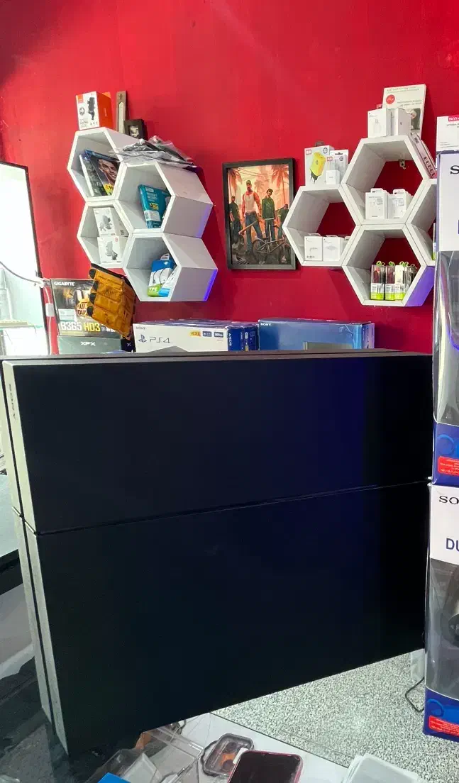 ps4 fat 1tra دودسته/ کپیخور با ۲۰تا بازی|کنسول، بازی ویدئویی و آنلاین|آمل, |دیوار