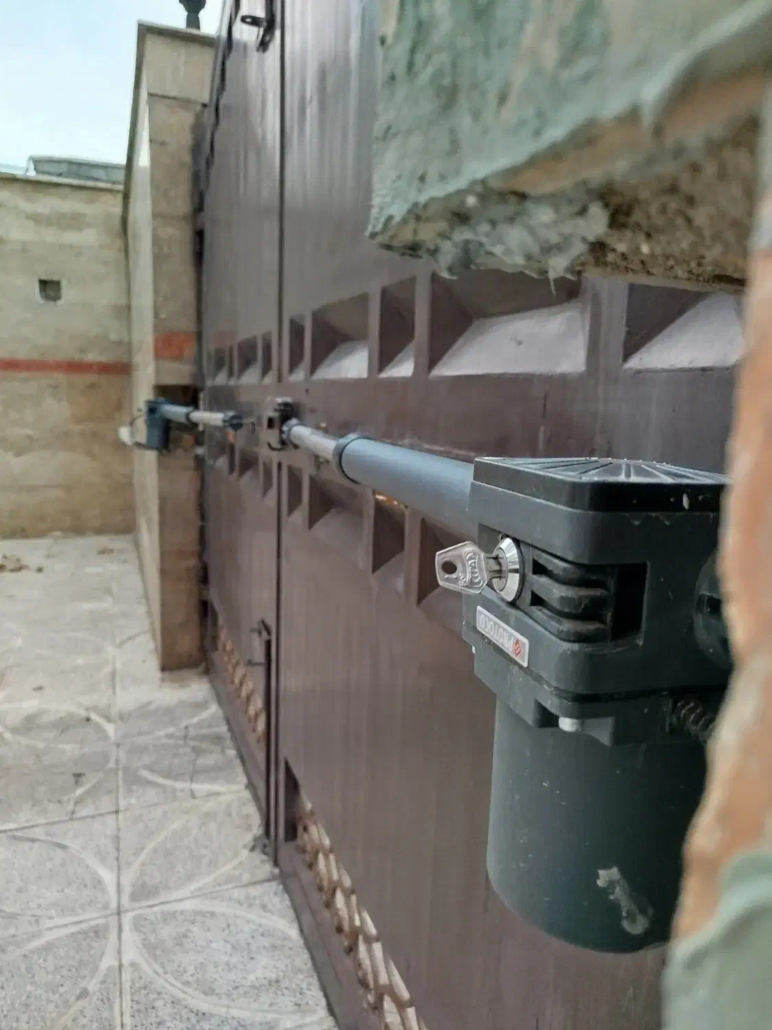 تعمییرات تخصصی درب اتوماتیک و جک پارکینگ|خدمات پیشه و مهارت|قزوین, |دیوار