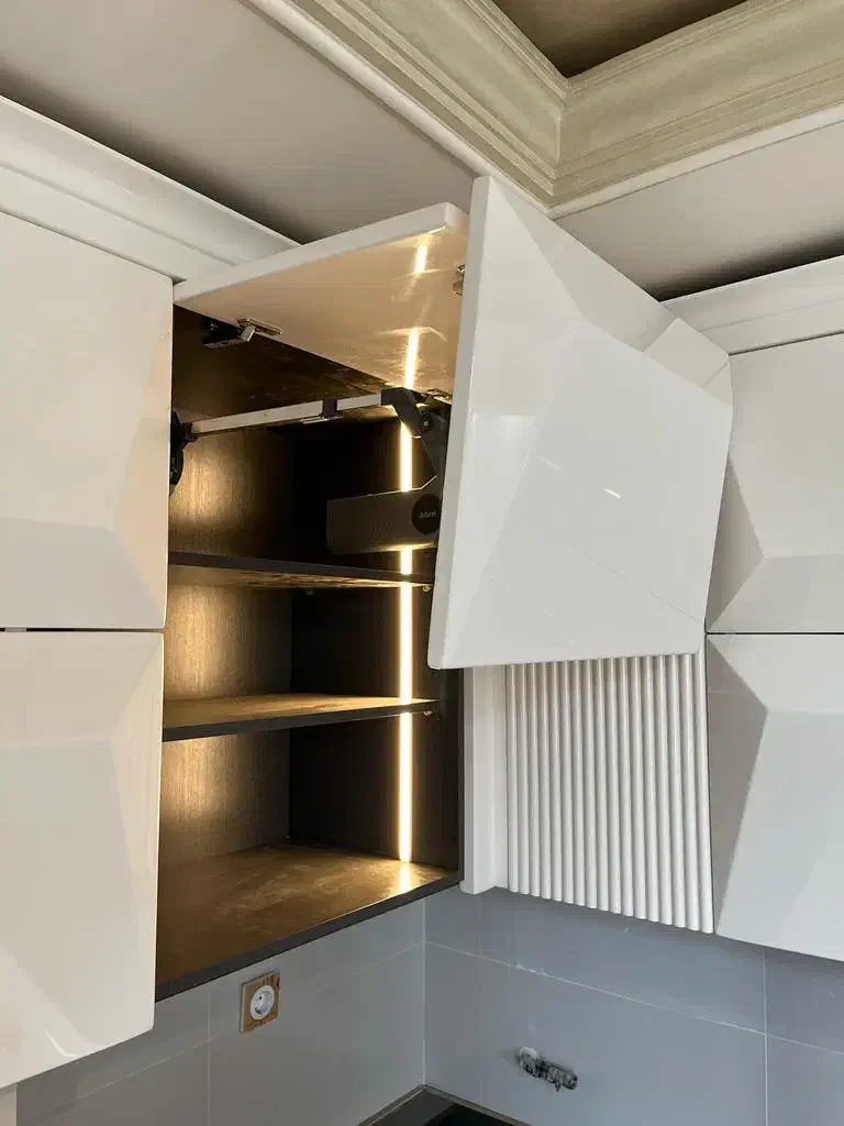 کابینت ساخت تعمیر و بازسازی پله چوبی|خدمات پیشه و مهارت|خرم‌آباد (تنکابن), |دیوار