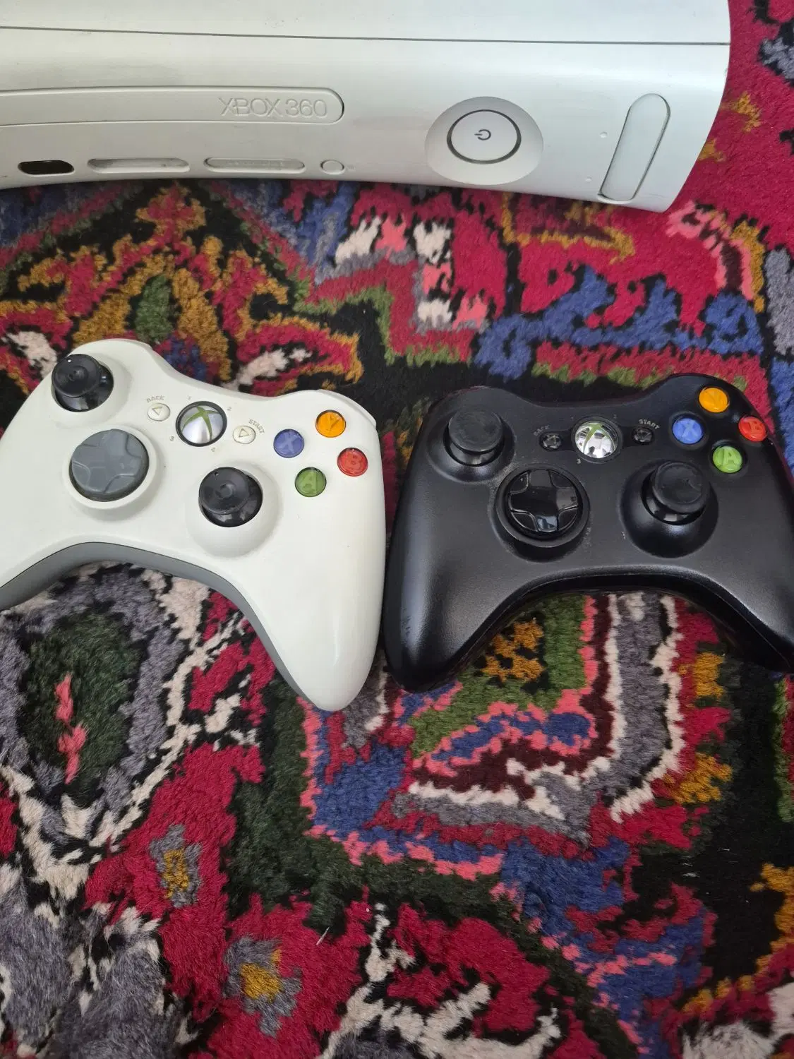Xbox 360 همراه جعبه کارخانه|کنسول، بازی ویدئویی و آنلاین|تبریز, |دیوار