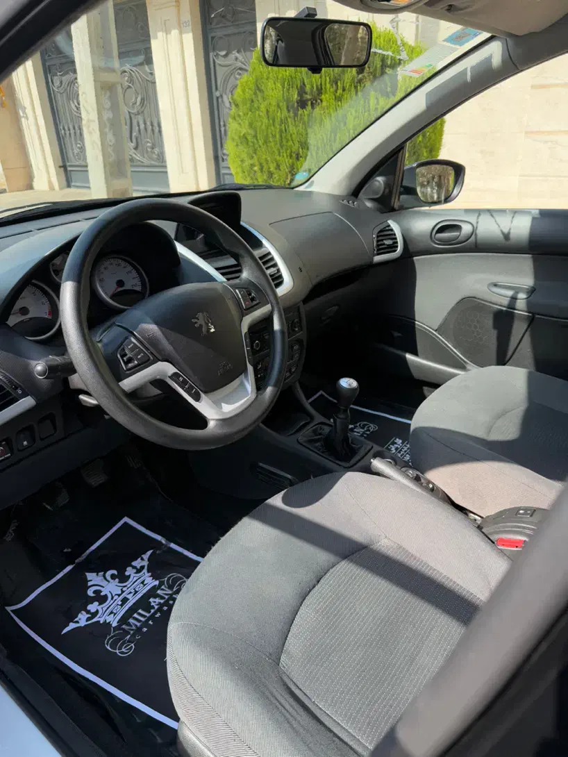 207 مدل 1402 بی رنگ|خودرو سواری و وانت|یزد, |دیوار