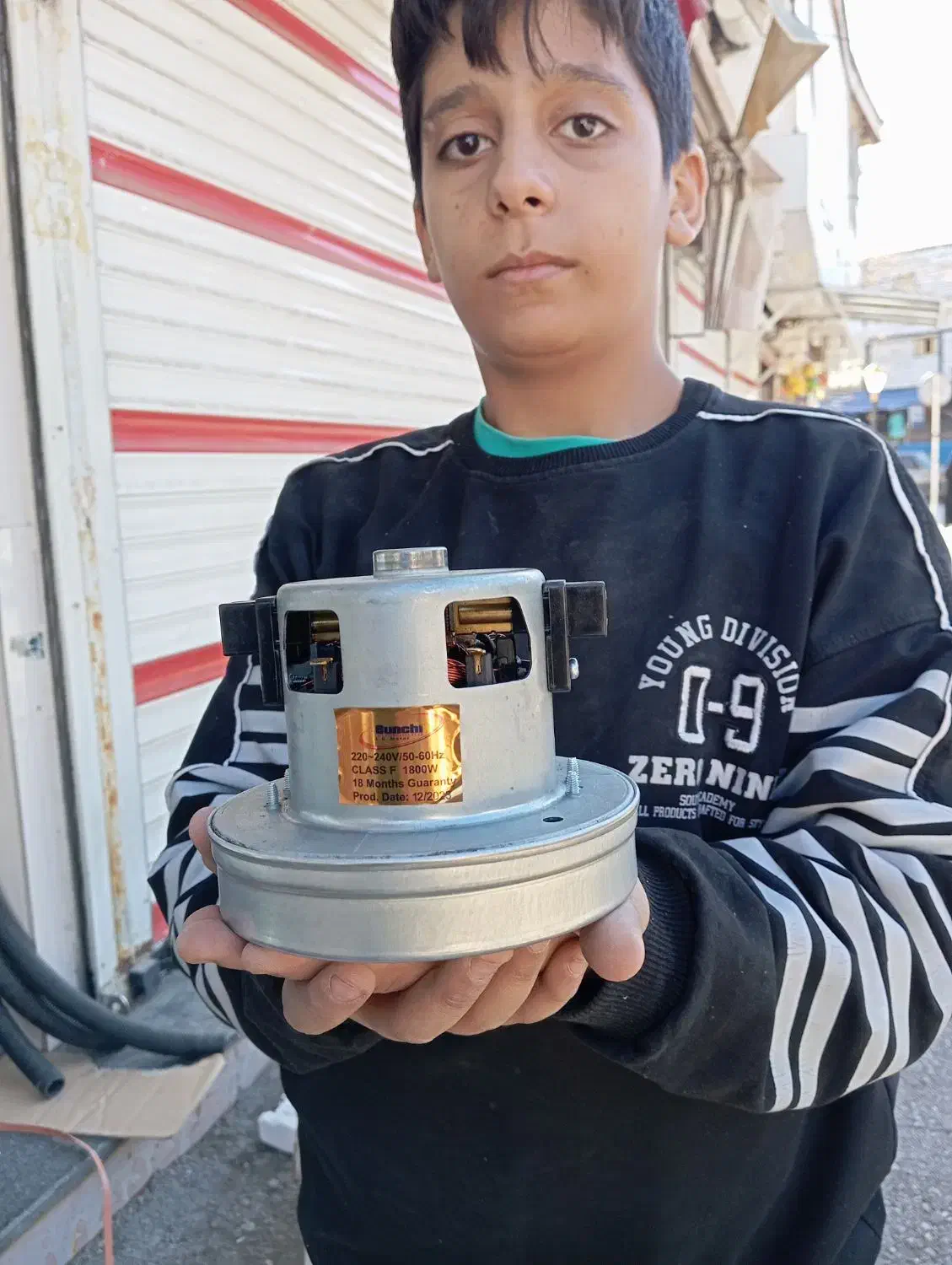 پخش عمده لامپ و لوازم جانبی وسایل برقی خانگی|لامپ و چراغ|نورآباد, |دیوار