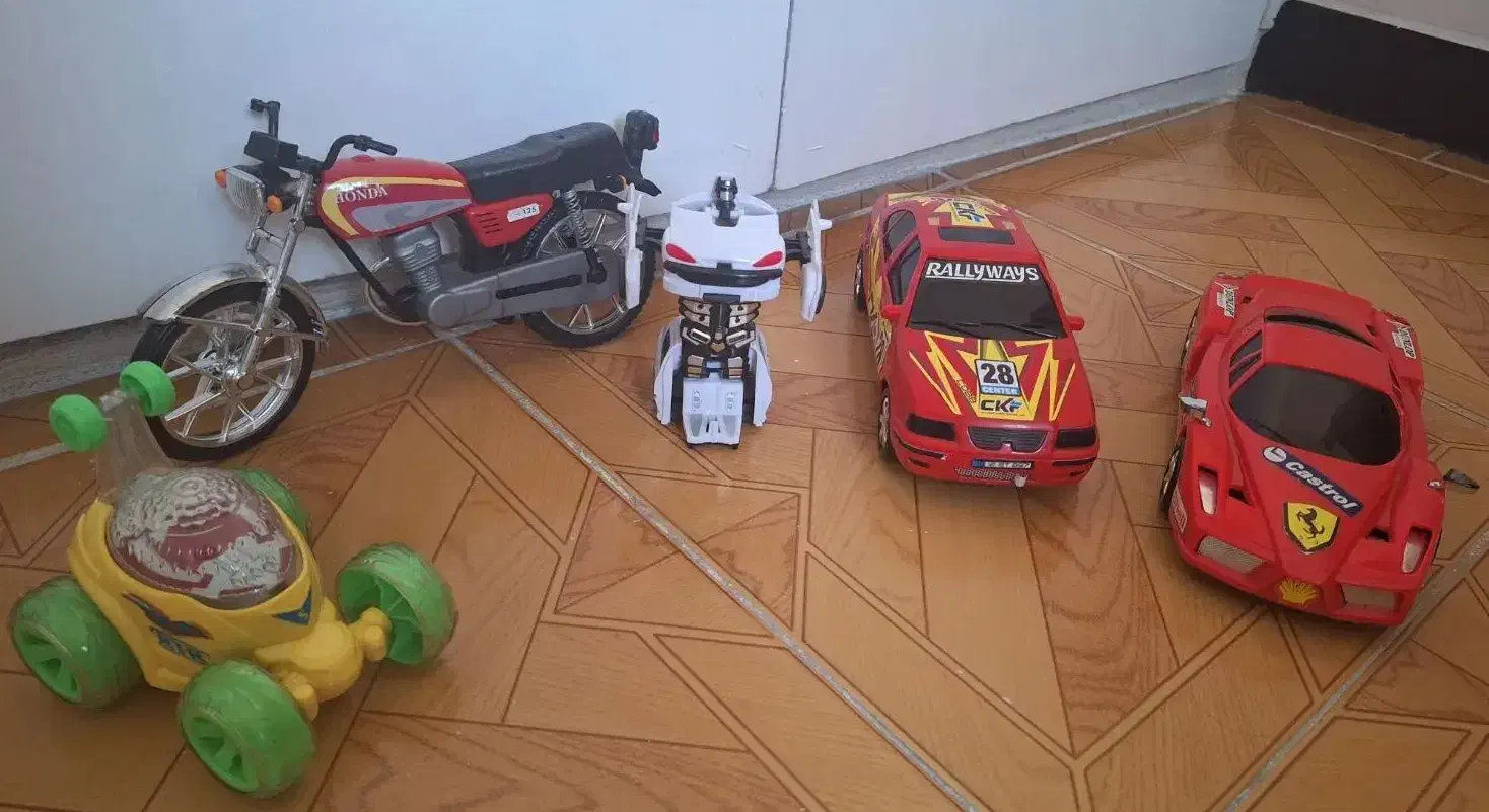 اسباب بازی ماشین|اسباب‌بازی بچه|تهران, شهرک پاسداران|دیوار