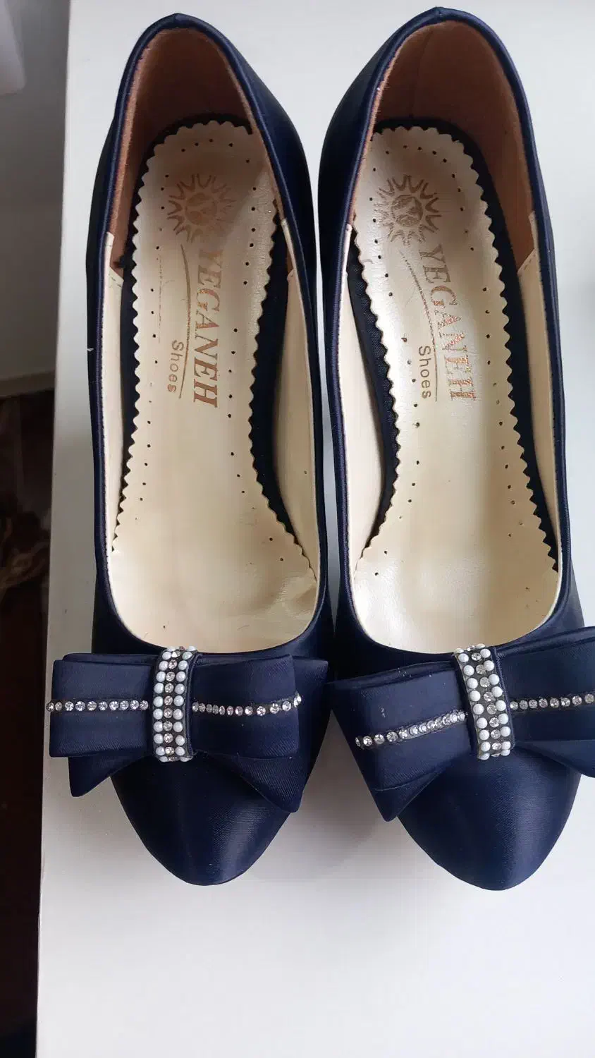 کفش مجلسی|کیف، کفش، کمربند|رشت, شهرک شهید مفتح|دیوار