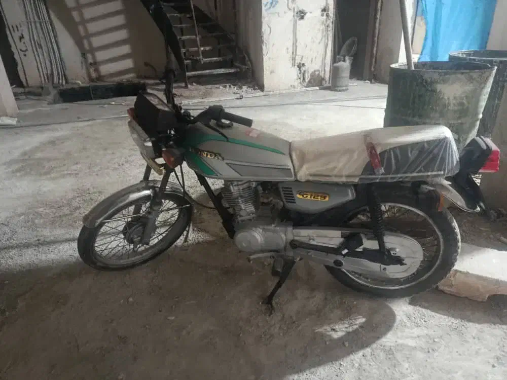 هوندا ۱۲۵ مزایده|موتورسیکلت|ساری, |دیوار