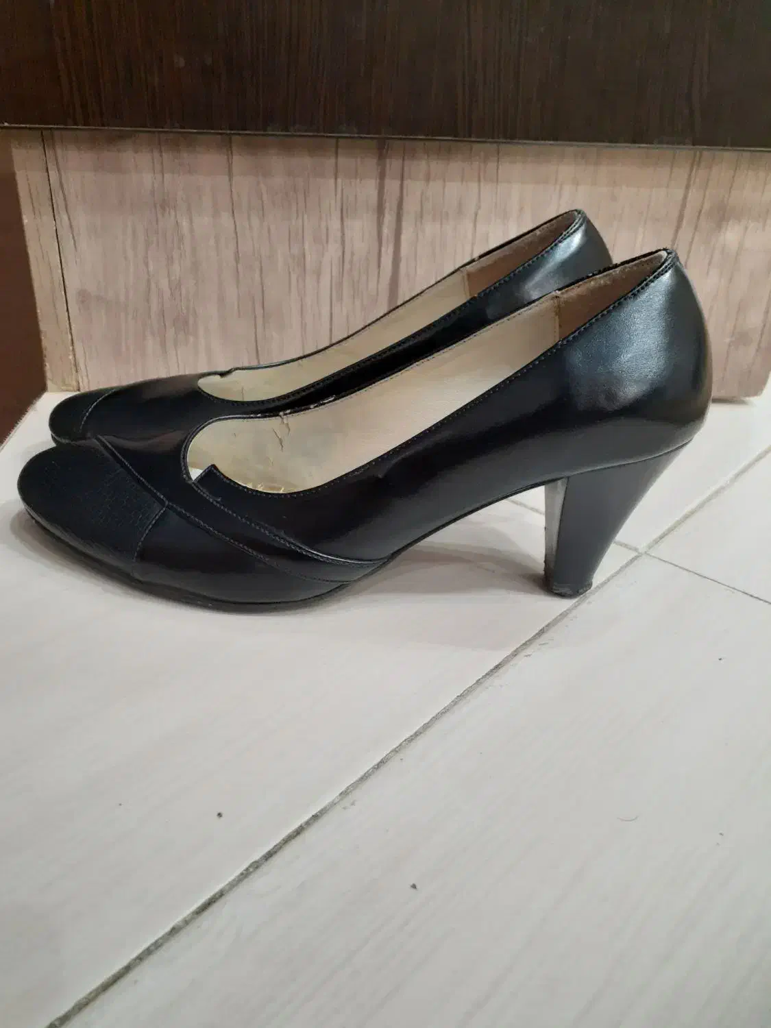 کفش،دمپایی روفرشی|کیف، کفش، کمربند|بروجرد, |دیوار