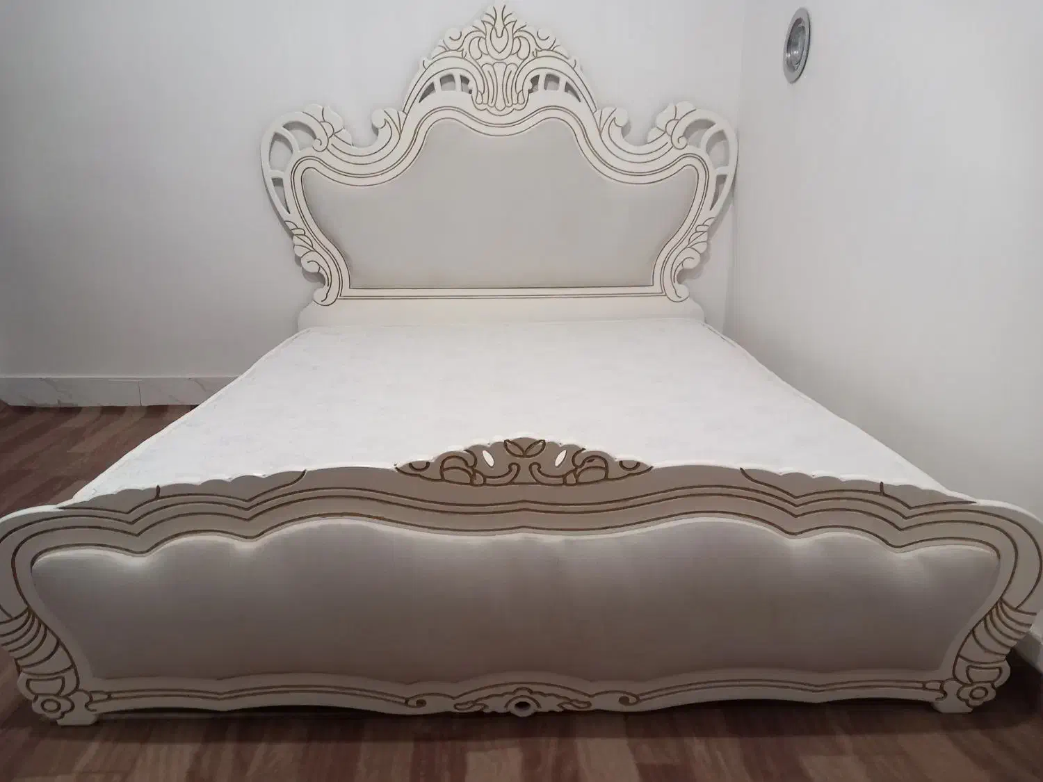 تخت خوابی دونفره|تخت و سرویس خواب|مرند, |دیوار