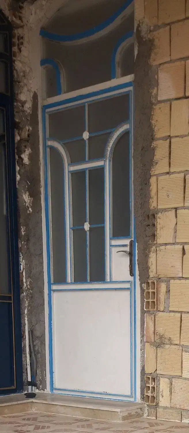 درب در حد نو|مصالح و تجهیزات ساختمان|دهدشت, |دیوار