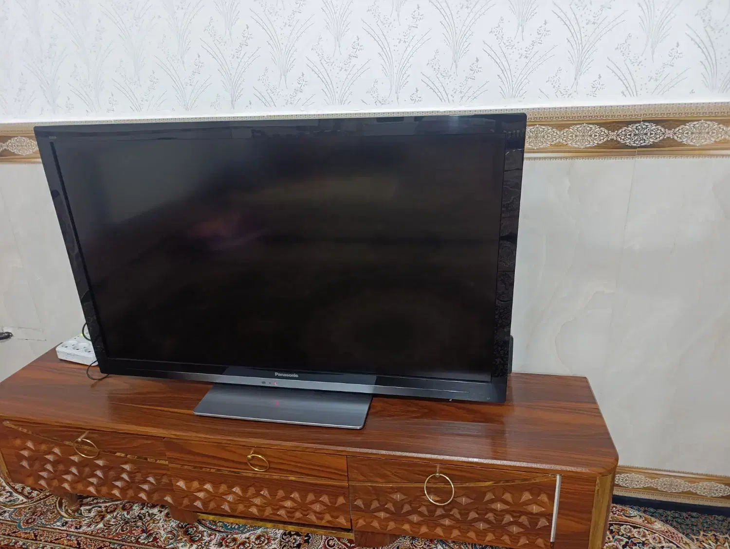 تلویزیون ۴۲اینج پاناسونیک|تلویزیون و پروژکتور|کرمانشاه, |دیوار