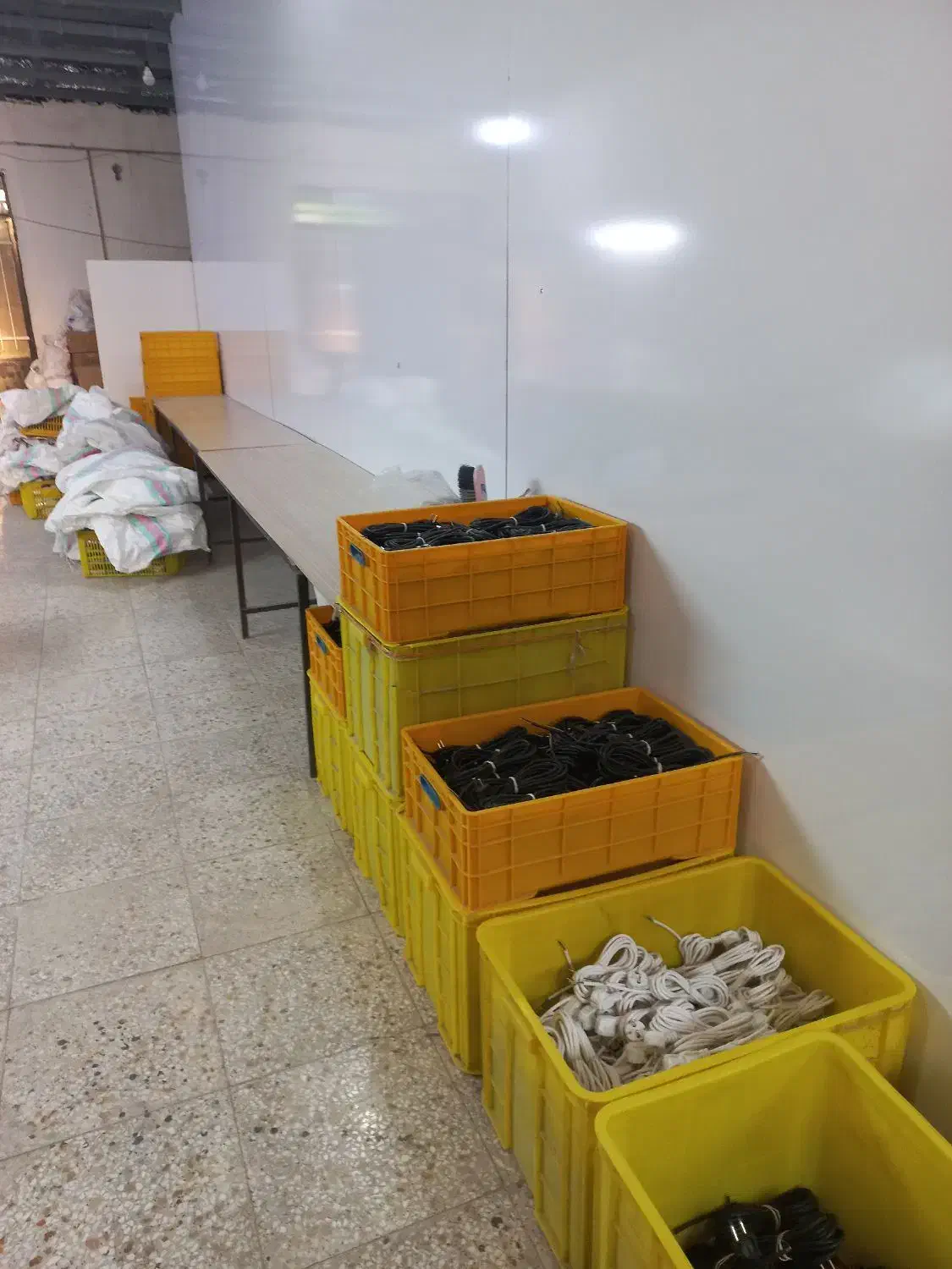 مونتاژ کار خانوم|استخدام صنعتی، فنی، مهندسی|تهران, خاک سفید|دیوار