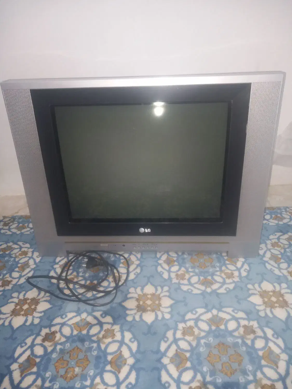 تلویزیون 21 اینچ|تلویزیون و پروژکتور|قزوین, |دیوار