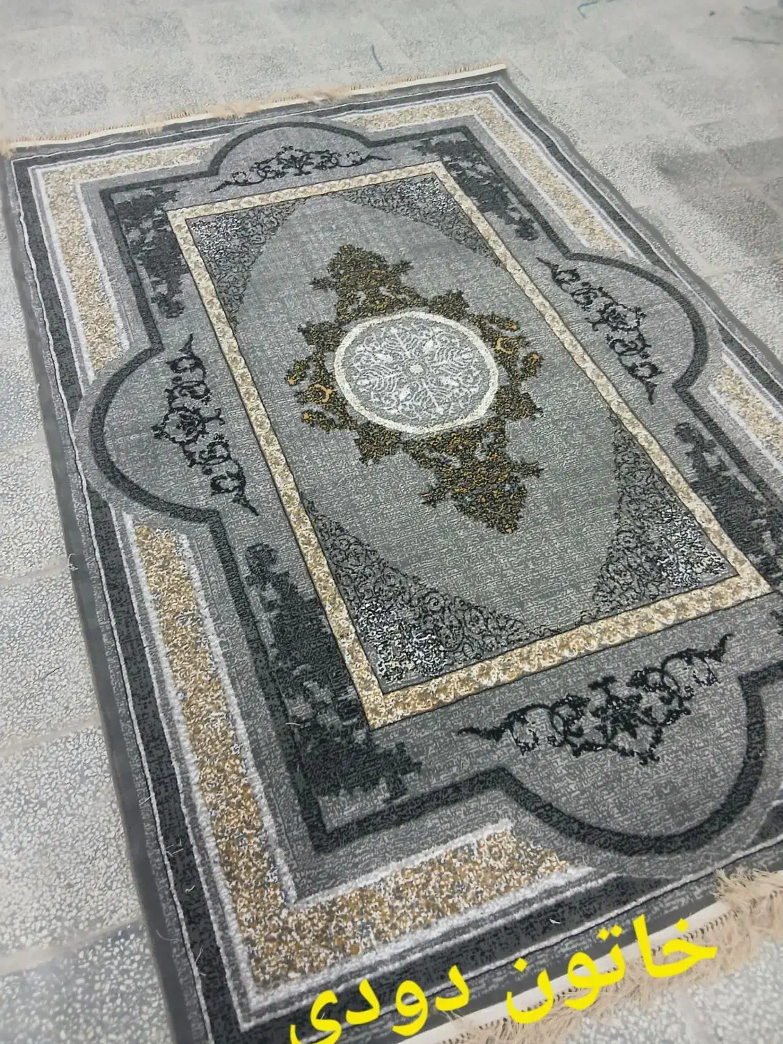 فرش  شاهان|فرش|مشکین‌دشت, |دیوار