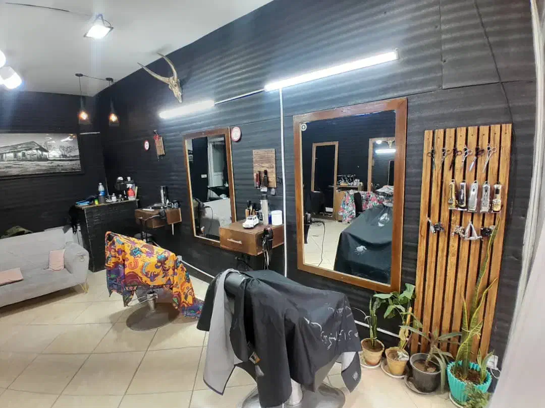 اجاره صندلی ارایشگاه مردانه|استخدام درمانی، زیبایی، بهداشتی|اصفهان, شهرک کاوه|دیوار