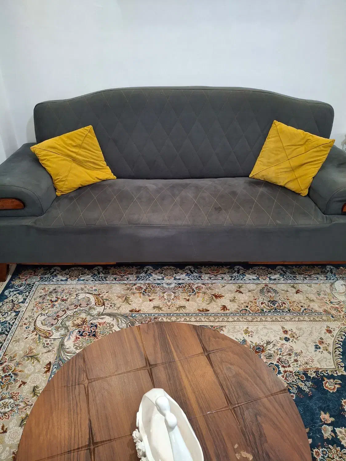 مبل راحتی|مبلمان خانگی و میز عسلی|رشت, شهرک احمد خمینی|دیوار