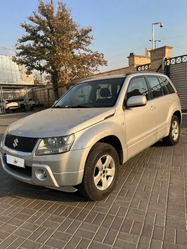 سوزوکی ویتارا اتومات وارداتی مدل ۲۰۰۶|خودرو سواری و وانت|تهران, جوادیه تهرانپارس|دیوار