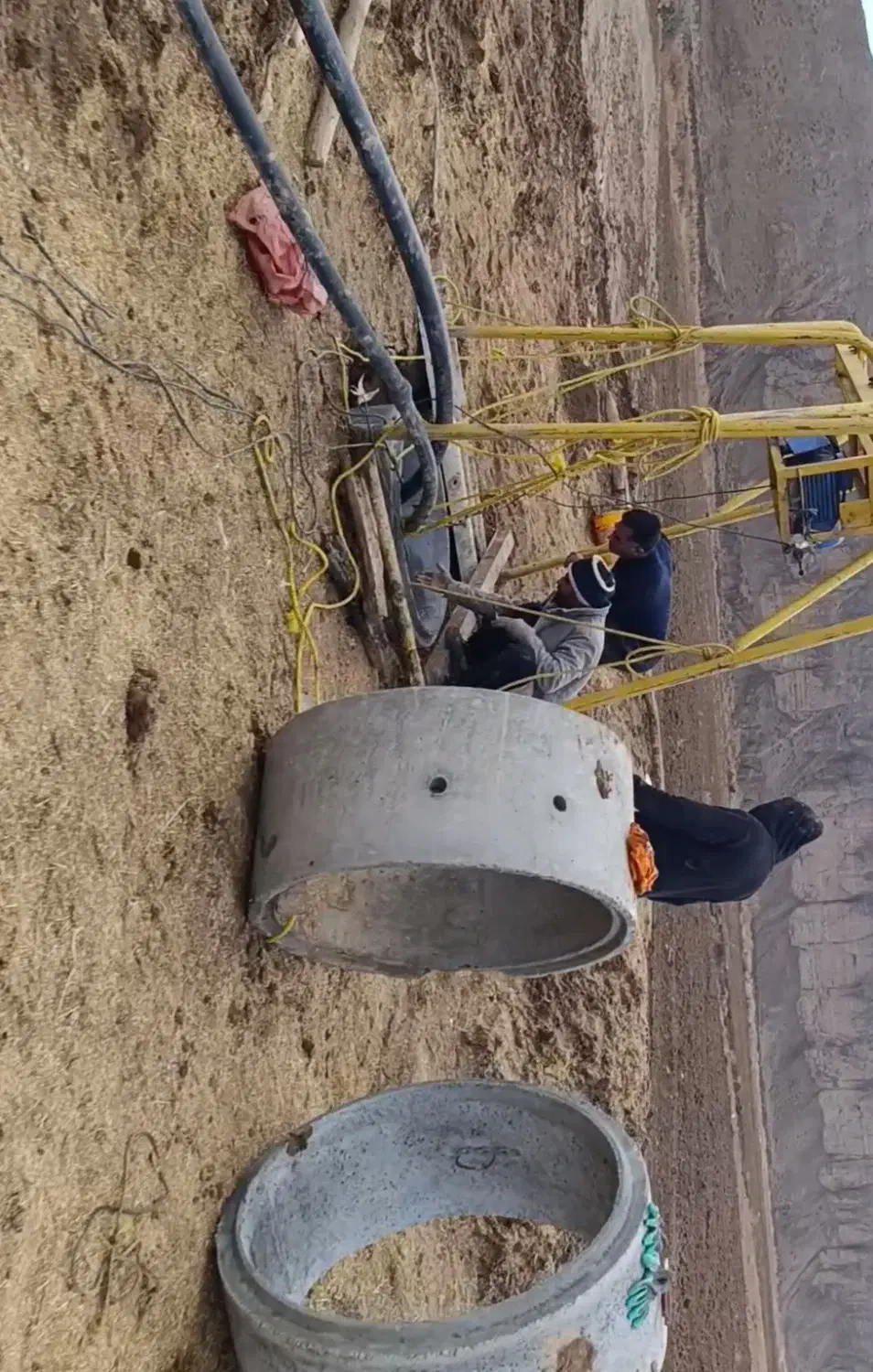 چاه کن|خدمات نظافت|میانه, |دیوار