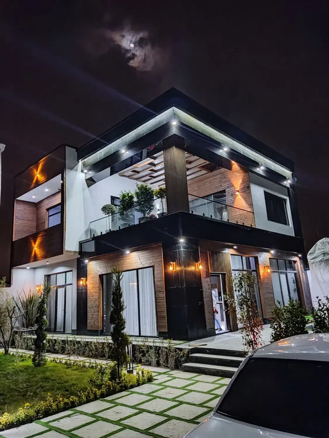 برقکاری.برق کاری.سیم کشیوبرقکشی.برقکار ساختمان کرج|خدمات پیشه و مهارت|کرج, انبار مپنا|دیوار