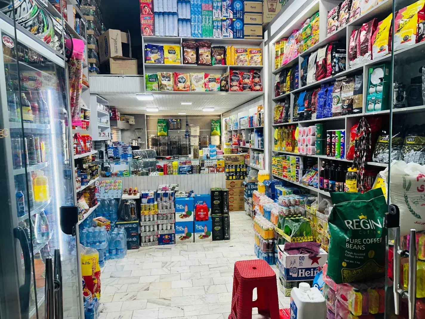 فروشنده خانم|استخدام خدمات فروشگاه و رستوران|سیرجان, |دیوار