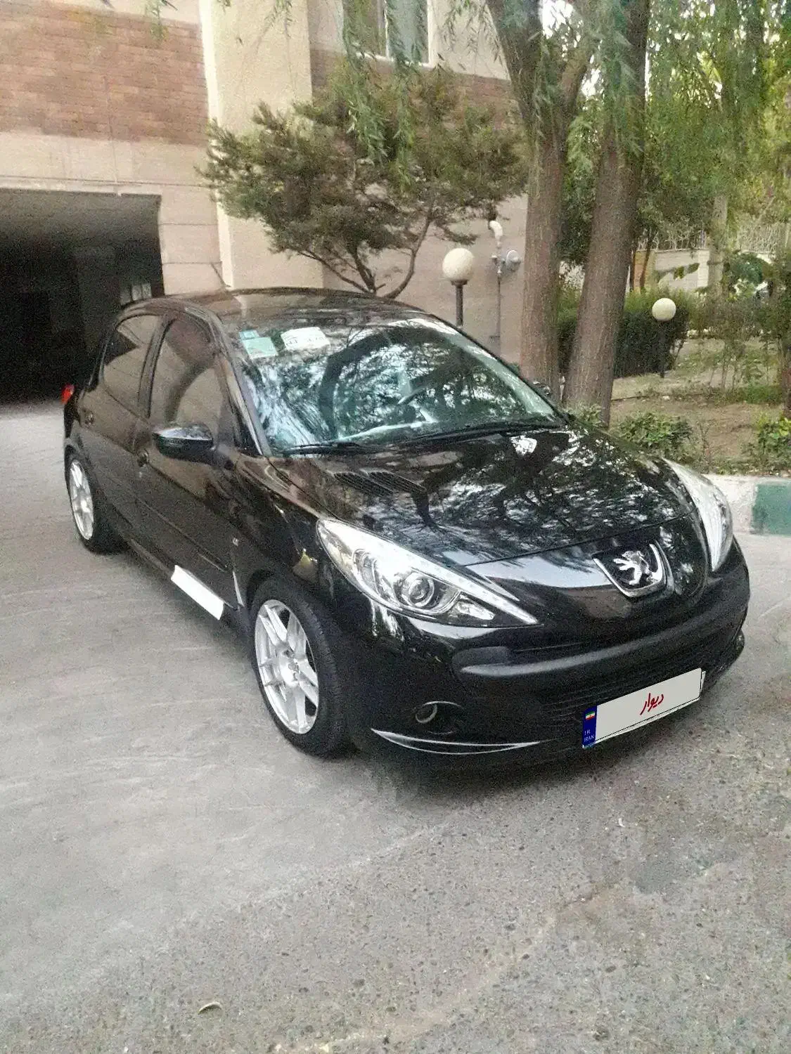 پژو ۲۰۷  پانا مدل ۴۰۱|خودرو سواری و وانت|کرج, شهرک فهمیده|دیوار