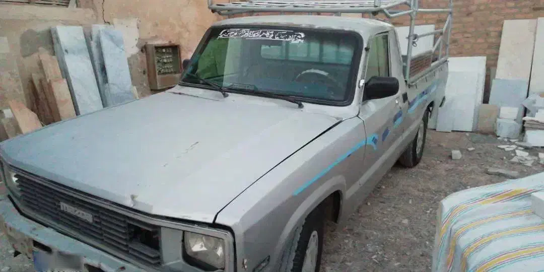 مزدا ۲۰۰۰تک کابین بنزینی|خودرو سواری و وانت|شهرضا, |دیوار