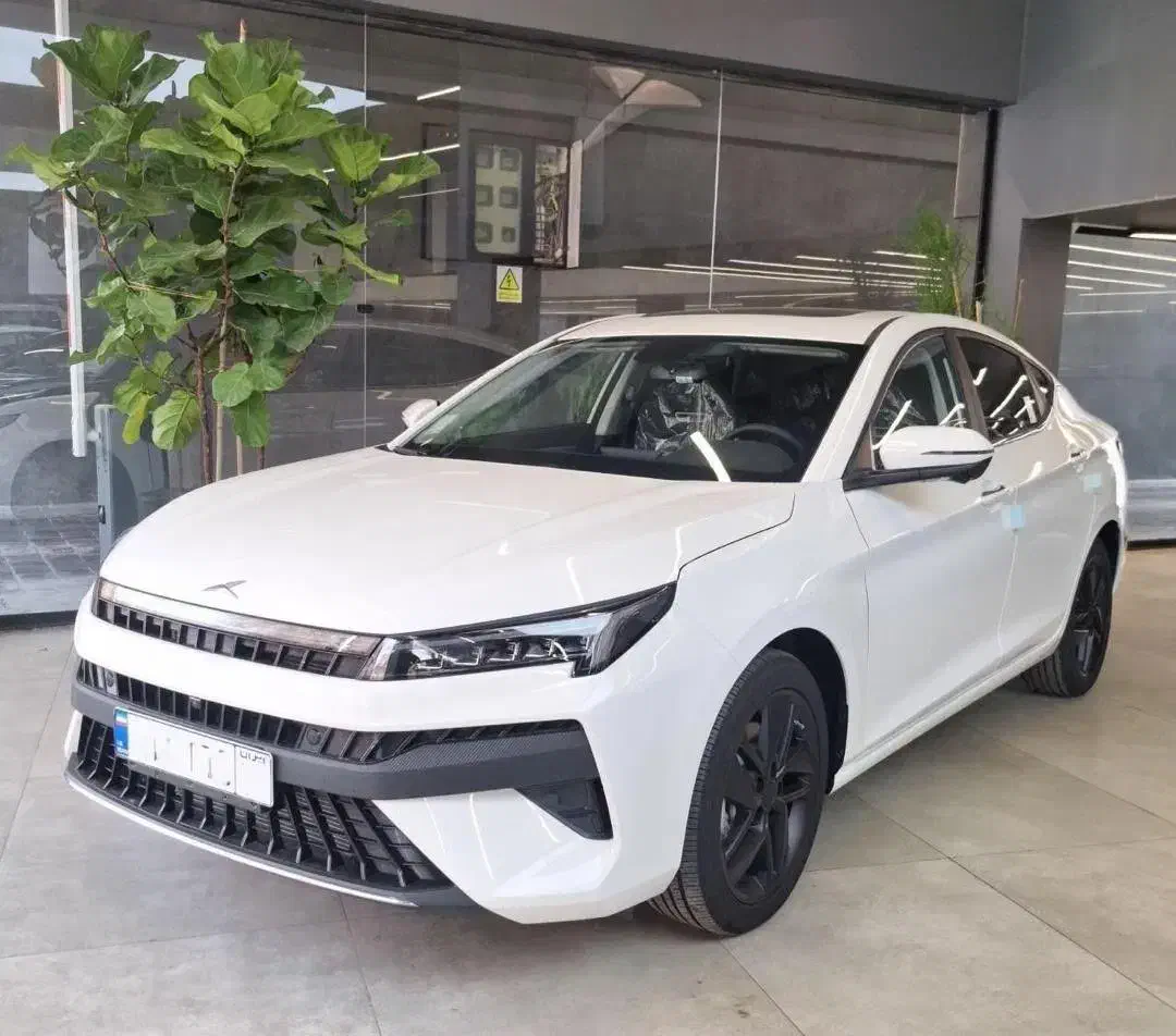 KMC J7 نقد واقساط|خودرو سواری و وانت|یزد, |دیوار