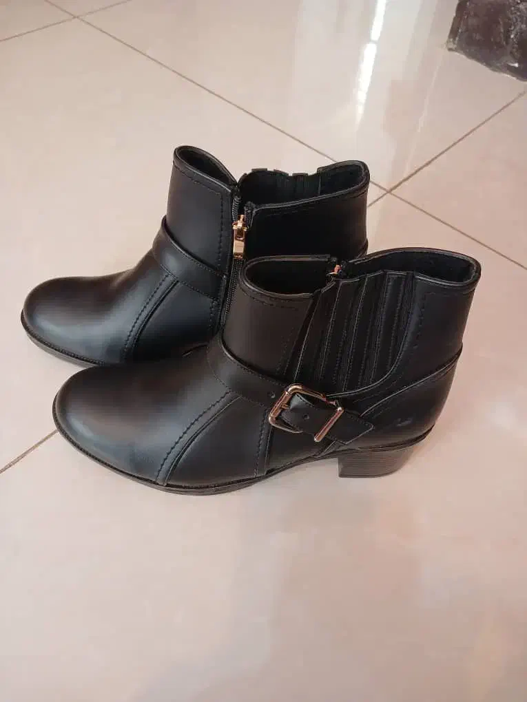 وسایل شخصی کیف و کفش|کیف، کفش، کمربند|شاهین‌شهر, شهرک گلدیس|دیوار