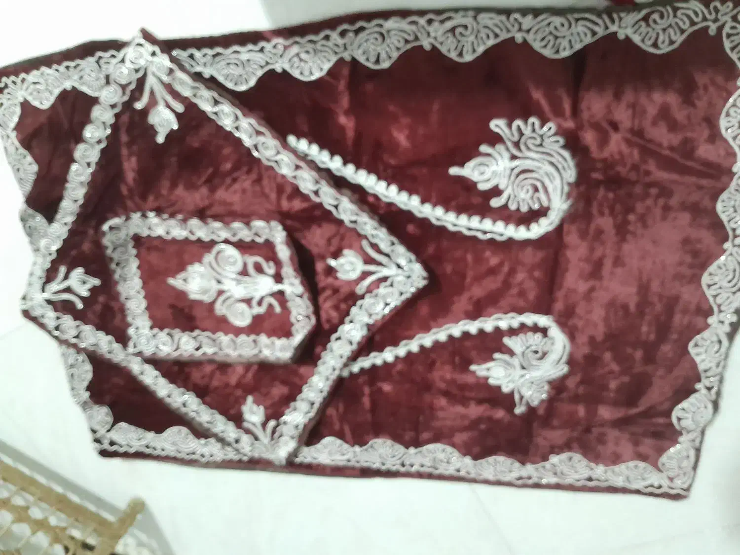 جا نماز دست دوز قدیمی|کلکسیون اشیاء عتیقه|شیروان (خراسان), |دیوار