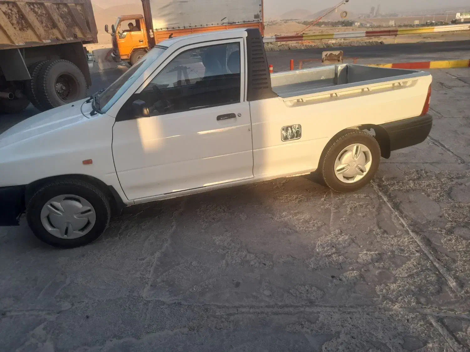 گمشده|اشیا|تبریز, |دیوار