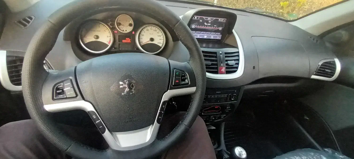 پژو ۲۰۷i پانوراما دنده ای موتور TU5 پلاس|خودرو سواری و وانت|خمینی‌شهر, |دیوار