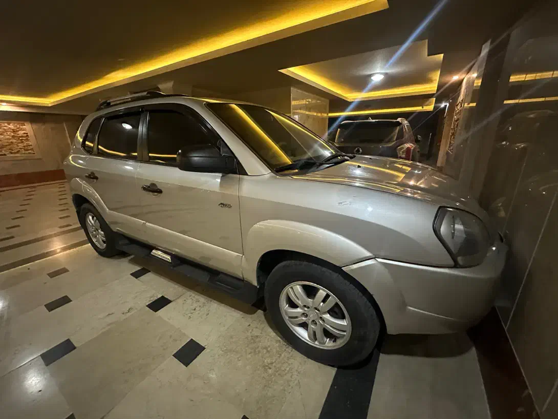 توسان ۲۰۰۸|خودرو سواری و وانت|تهران, تهرانپارس غربی|دیوار