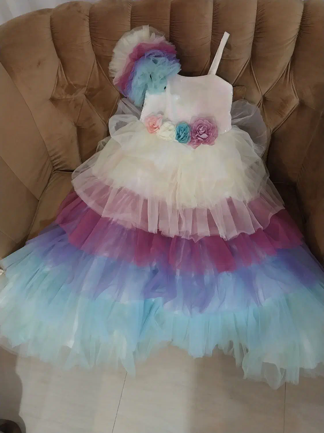 پیراهن تور دار دخترانه مجلسی در حد نو|کفش و لباس بچه|ساری, |دیوار