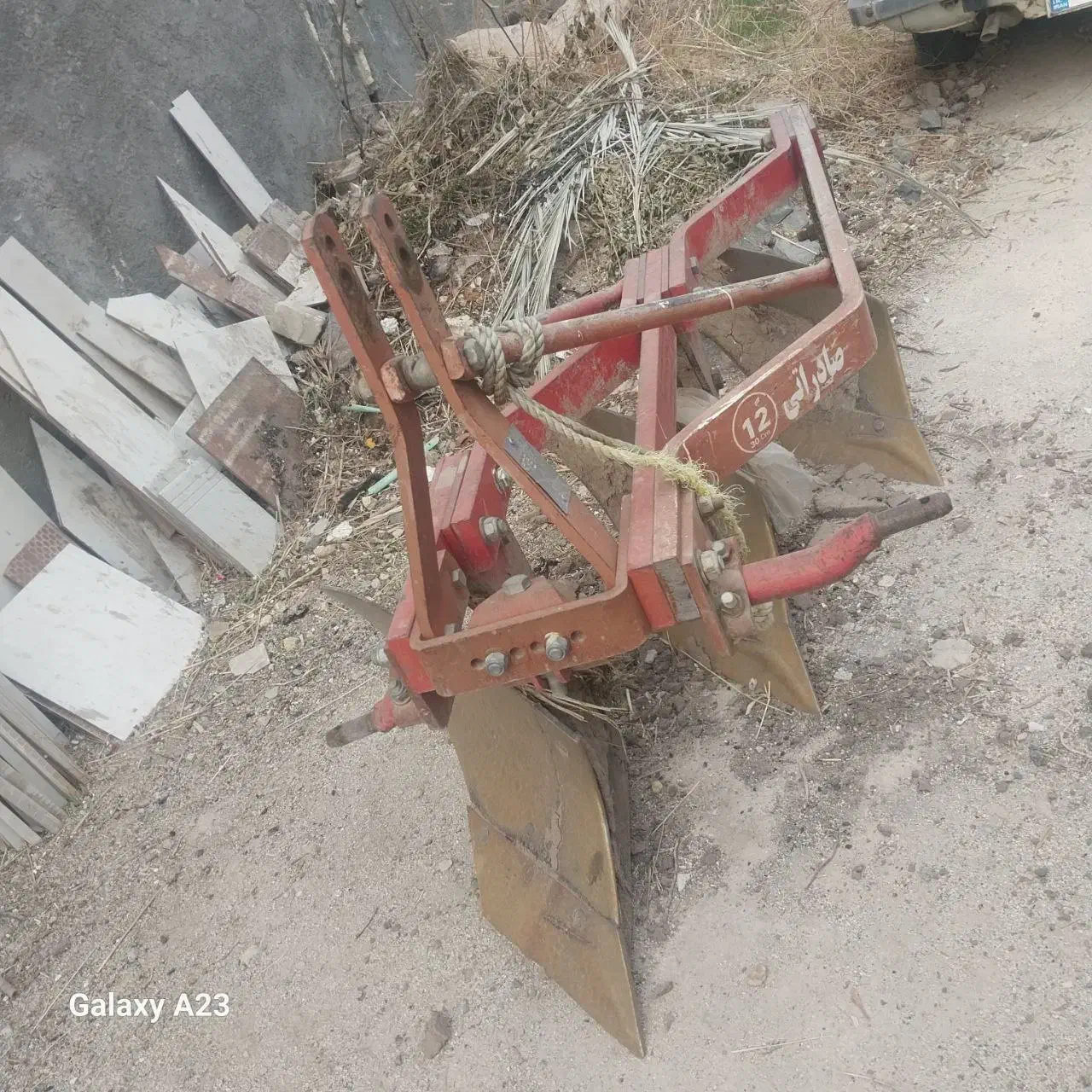 گاو آهن|ماشینآلات صنعتی|دشت ذهاب, |دیوار